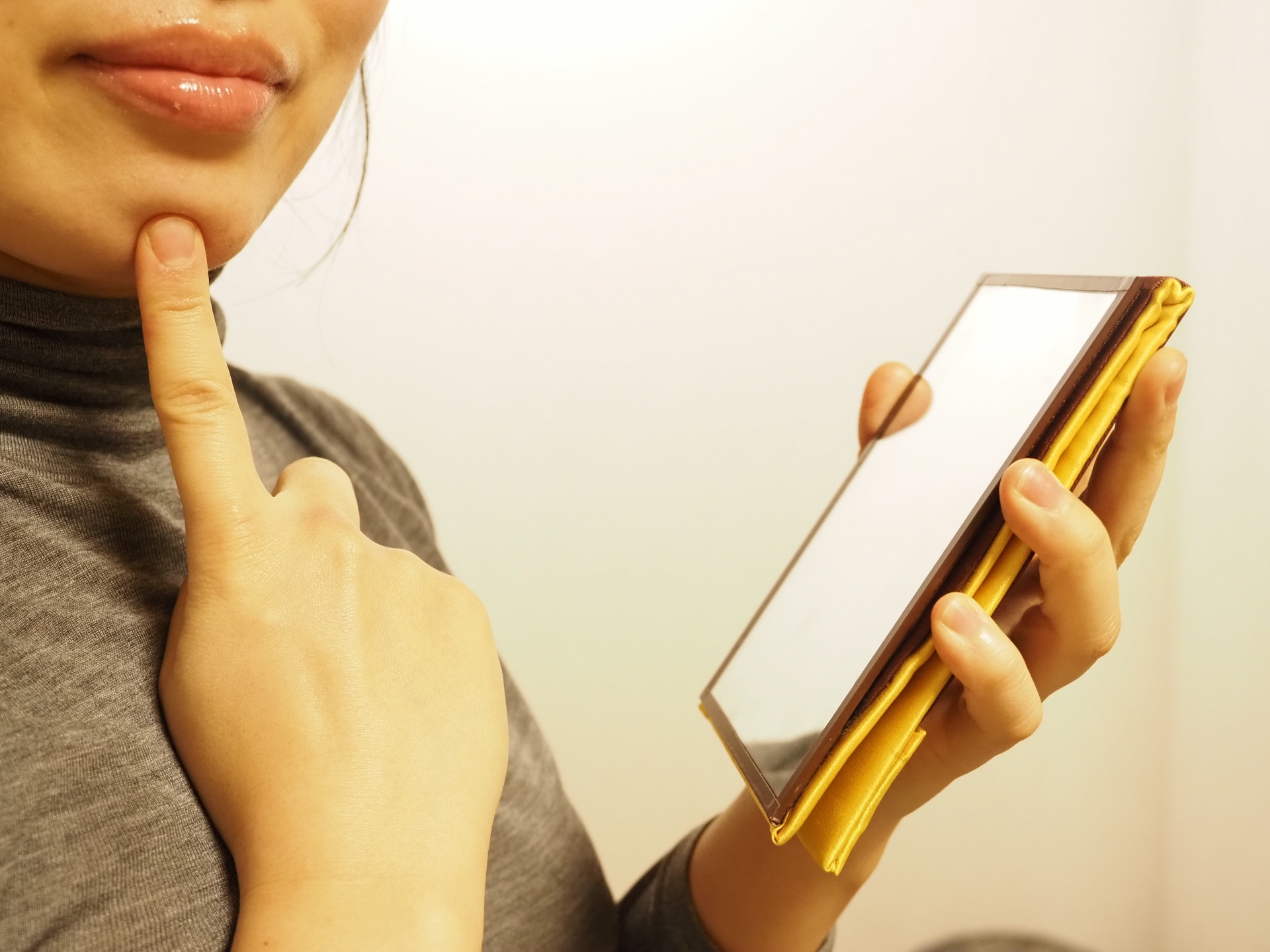 練馬区のシミ治療は来院なしでもオンラインで相談可能